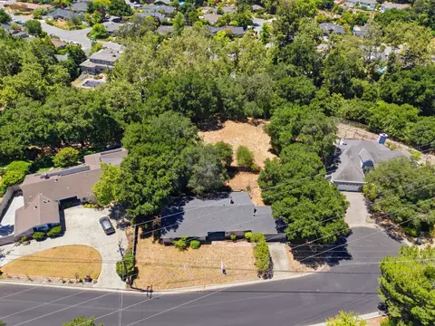 View/Area - 10621 Madera Dr, Cupertino, CA 95014 photo 3 of 17