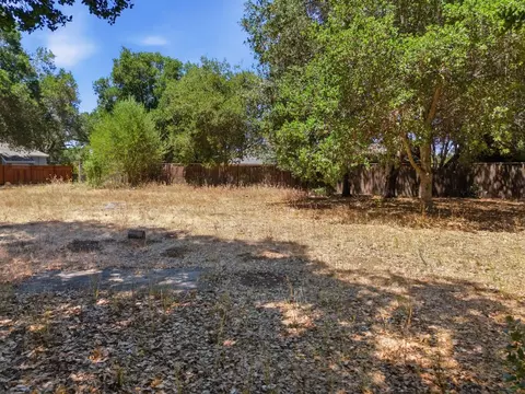 Exterior - 10621 Madera Dr, Cupertino, CA 95014 photo 20 of 21