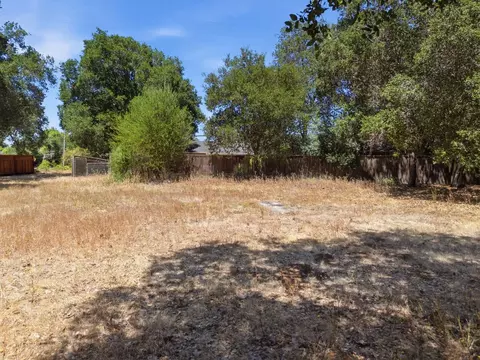 Exterior - 10621 Madera Dr, Cupertino, CA 95014 photo 19 of 21