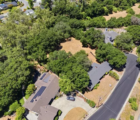 View/Area - 10621 Madera Dr, Cupertino, CA 95014 photo 5 of 17