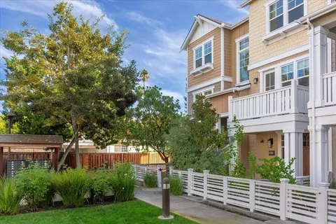 2041 Atlas Loop, Mountain View, CA 94043 photo 13