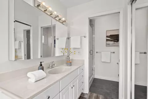Bath - 10198 Cass Pl, Cupertino, CA 95014 photo 3 of 6