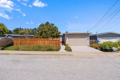 1055 View Way, Pacifica, CA 94044