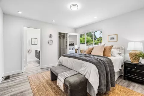 Bedroom - 1055 View Way, Pacifica, CA 94044 photo 2 of 3