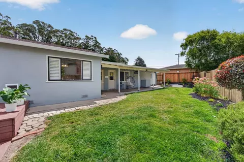 Exterior - 1012 Rio Vista Dr, Pacifica, CA 94044 photo 10 of 13