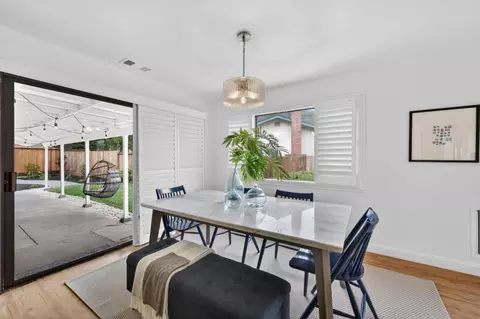 Dining - 1012 Rio Vista Dr, Pacifica, CA 94044 photo 1 of 2