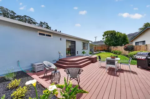 Exterior - 1012 Rio Vista Dr, Pacifica, CA 94044 photo 5 of 13