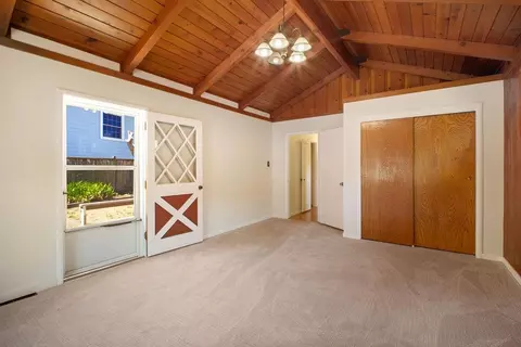 Bedroom - 235 Modoc Pl, Pacifica, CA 94044 photo 6 of 7