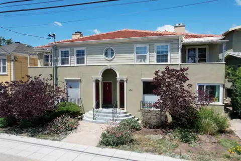 476 42nd St, Oakland, CA 94609