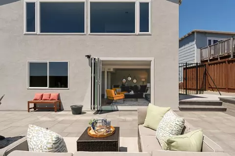 Exterior - 203 Golden Bay Dr, Pacifica, CA 94044 photo 2 of 5