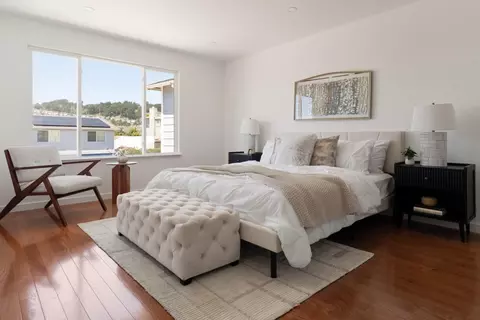 Bedroom - 203 Golden Bay Dr, Pacifica, CA 94044 photo 1 of 4