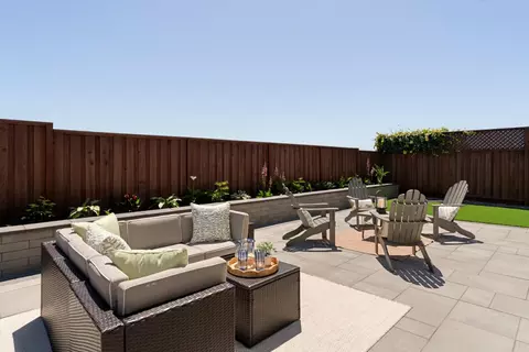 Exterior - 203 Golden Bay Dr, Pacifica, CA 94044 photo 3 of 5