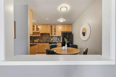 Dining - 1510 E St 23, Hayward, CA 94541 photo 2 of 4