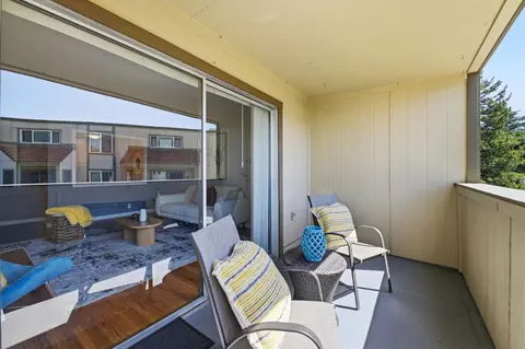Exterior - 1510 E St 23, Hayward, CA 94541 photo 1 of 5
