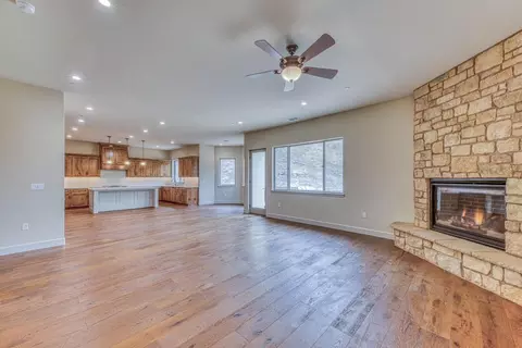 Living - 15135 Big Sky Ln, Salinas, CA 93908 photo 7 of 7