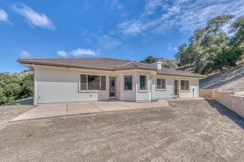 Exterior - 15135 Big Sky Ln, Salinas, CA 93908 photo 5 of 9