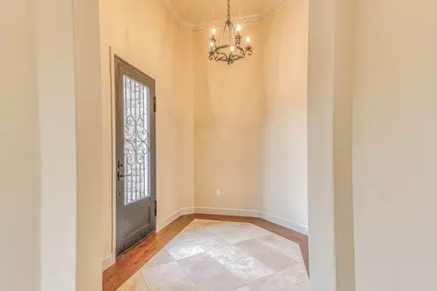Entry Way - 15135 Big Sky Ln, Salinas, CA 93908 photo 2 of 4