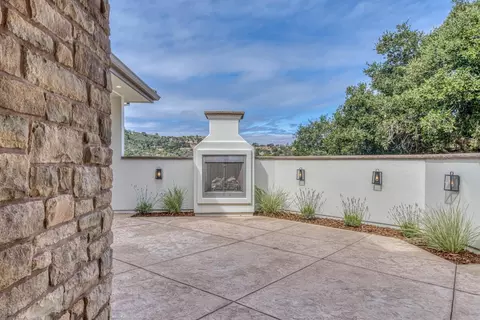 Exterior - 15135 Big Sky Ln, Salinas, CA 93908 photo 7 of 9
