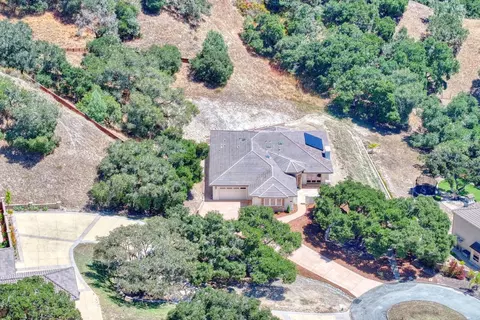 View/Area - 15135 Big Sky Ln, Salinas, CA 93908 photo 3 of 9