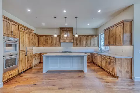 Kitchen - 15135 Big Sky Ln, Salinas, CA 93908 photo 1 of 5