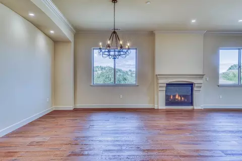 Living - 15135 Big Sky Ln, Salinas, CA 93908 photo 3 of 7