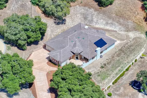 View/Area - 15135 Big Sky Ln, Salinas, CA 93908 photo 1 of 9