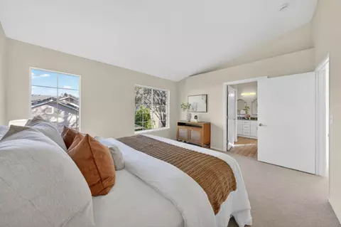 Bedroom - 914 Arrowtail Ter, Fremont, CA 94536 photo 2 of 7