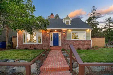5004 Pierpoint Ave, Oakland, CA 94602
