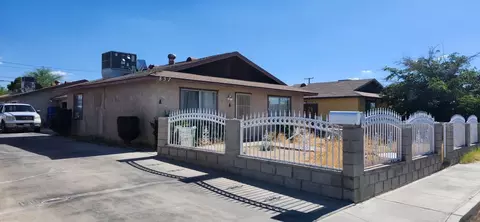 837 Commercial Ave, Ridgecrest, CA 93555