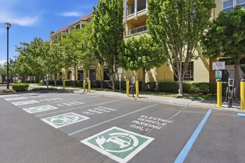 Exterior - 700 S Abel St 101, Milpitas, CA 95035 photo 10 of 17