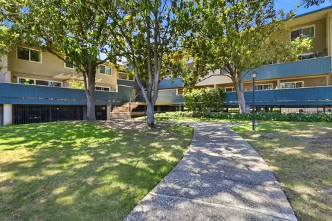 7150 Rainbow Dr 3, San Jose, CA 95129