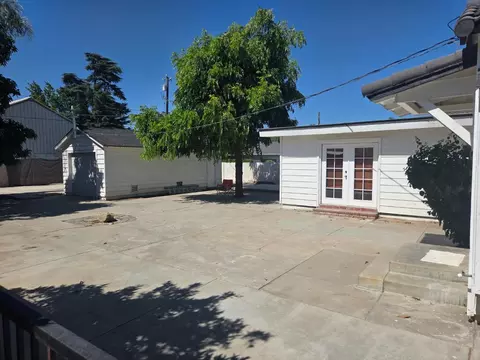 Exterior - 1506 W 5th St, Madera, CA 93637 photo 6 of 6