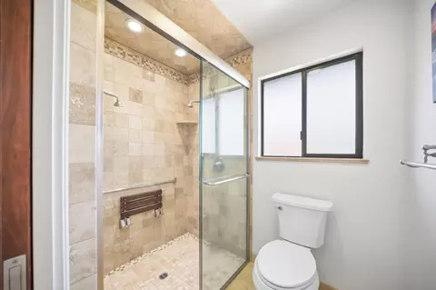 Bath - 14000 Reservation Rd, Salinas, CA 93908 photo 3 of 4