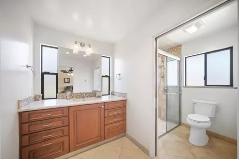 Bath - 14000 Reservation Rd, Salinas, CA 93908 photo 2 of 4