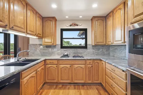 Kitchen - 14000 Reservation Rd, Salinas, CA 93908 photo 2 of 4