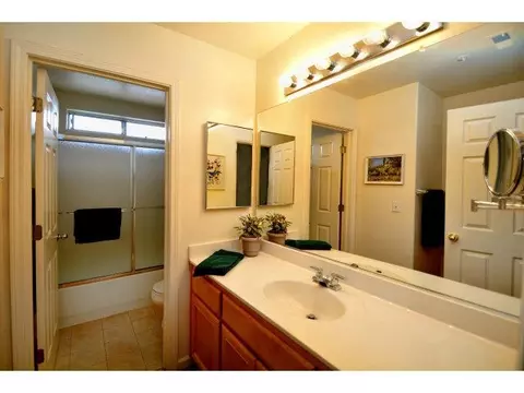 821 Tumbleweed Dr, Salinas, CA 93905 photo 3