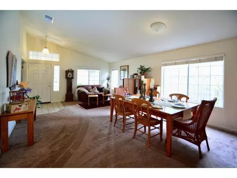 821 Tumbleweed Dr, Salinas, CA 93905 photo 8