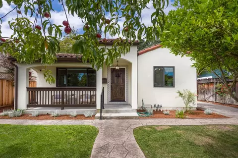 926 Iris St, Redwood City, CA 94061