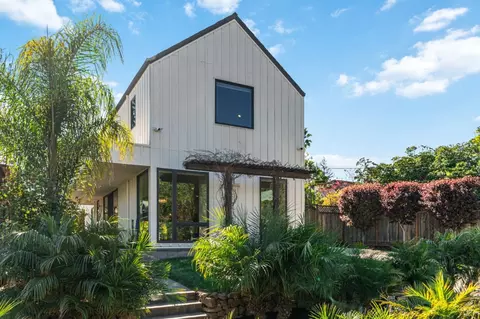 16 Hillview Ave, Redwood City, CA 94062