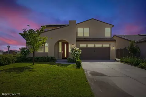 Exterior - 3335 Las Rosas Ave, Clovis, CA 93619 photo 2 of 6