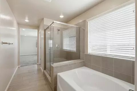 Entry Way - 3335 Las Rosas Ave, Clovis, CA 93619 photo 7 of 7