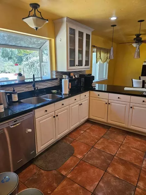 Kitchen - 603 Carpenteria Rd, Aromas, CA 95004 photo 1 of 2