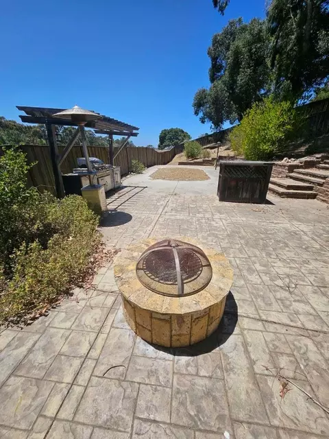 Exterior - 603 Carpenteria Rd, Aromas, CA 95004 photo 4 of 10