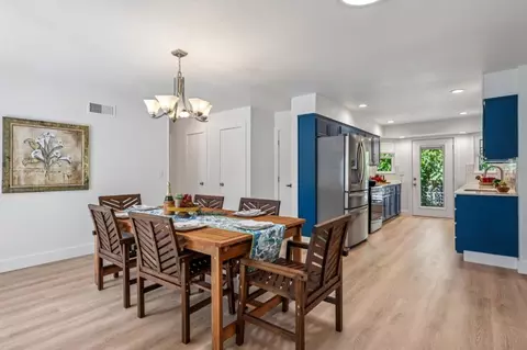 Dining - 4220 Trotter St, Capitola, CA 95010 photo 5 of 5