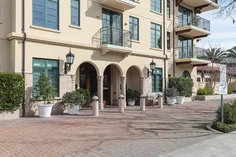 555 Byron St 305, Palo Alto, CA 94301