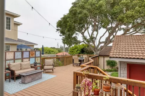 Exterior - 600 Oak St, Monterey, CA 93940 photo 4 of 12