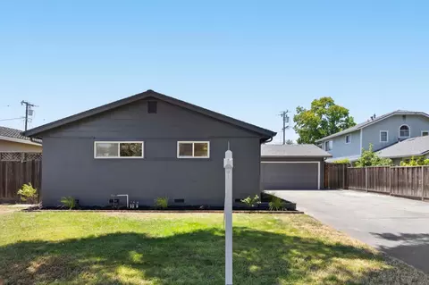 Exterior - 841 Peach Ave, Sunnyvale, CA 94087 photo 12 of 14