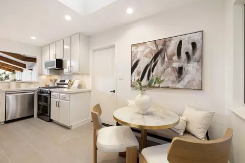 Dining - 841 Peach Ave, Sunnyvale, CA 94087 photo 1 of 5