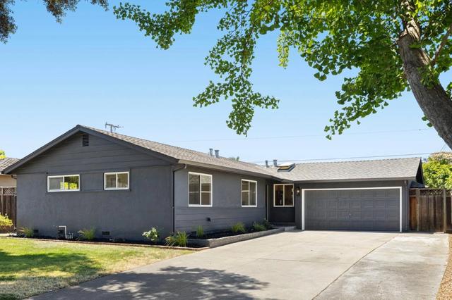 841 Peach Ave, Sunnyvale, CA 94087