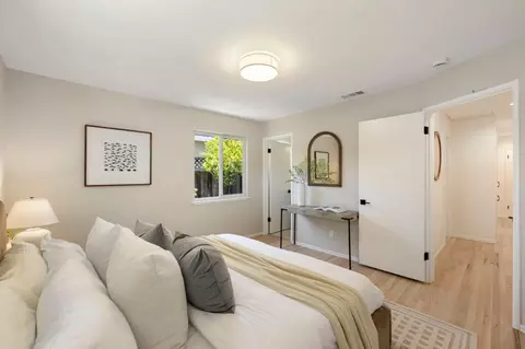 Bedroom - 841 Peach Ave, Sunnyvale, CA 94087 photo 2 of 7